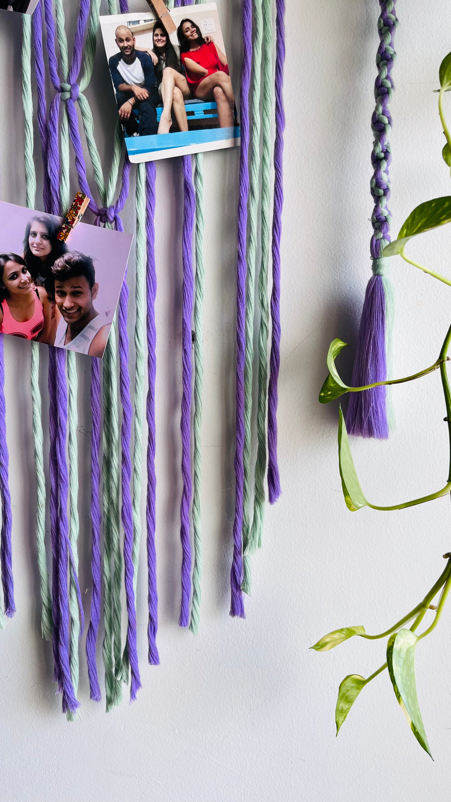 Macramé Picture Hanger with Clips | Photo Display