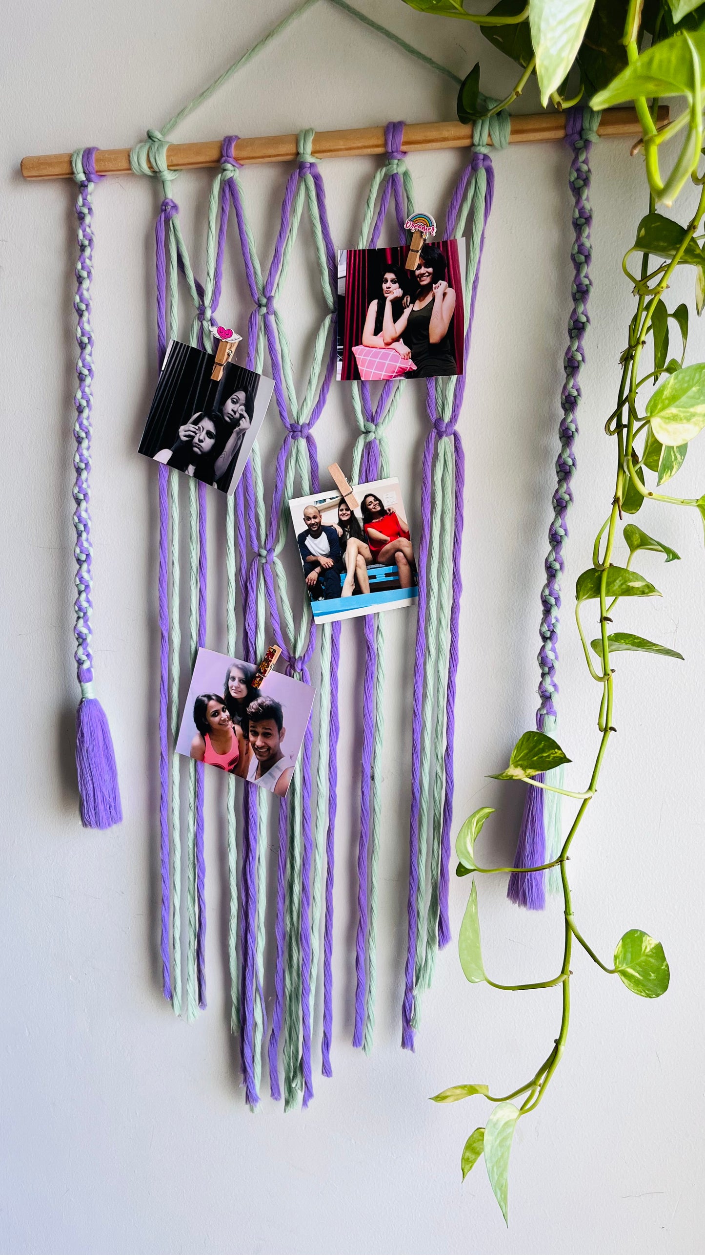 Macramé Picture Hanger with Clips | Photo Display